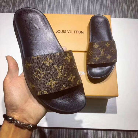 כפכפי יוקרה של לואי ויטון LOUIS VUITTON נשים