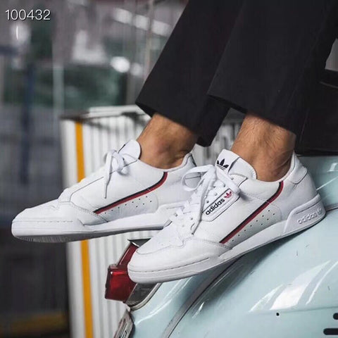 נעלי אדידס ADIDAS מבוקשות לנשים וגברים