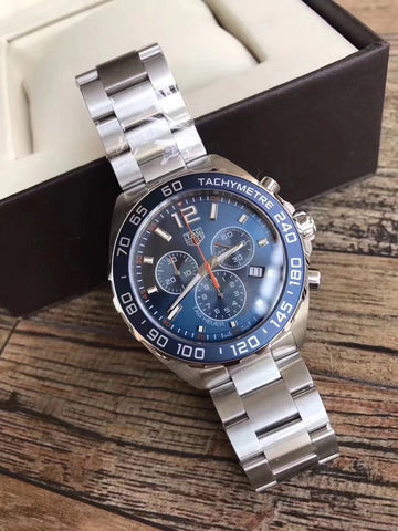 שעון יוקרה של TAG HEUER לגבר