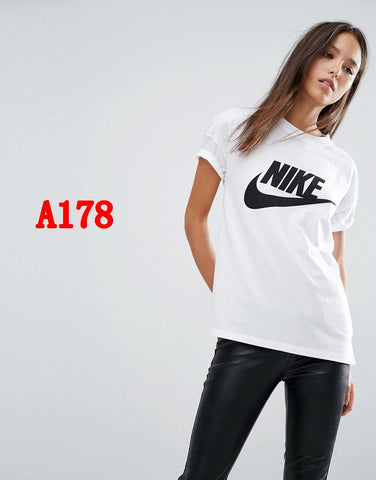 חולצת טישרט נייק NIKE
